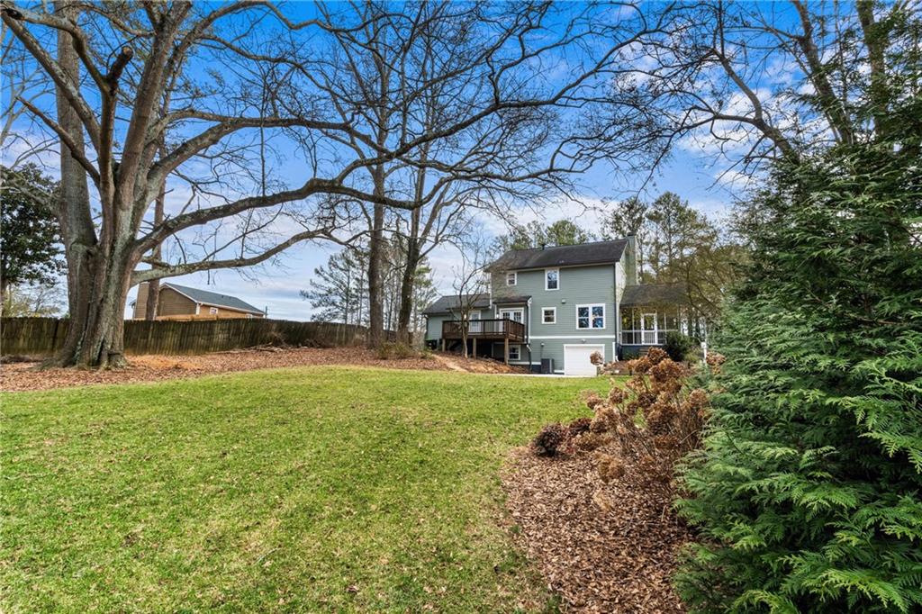 2402 Hillboro Circle SW