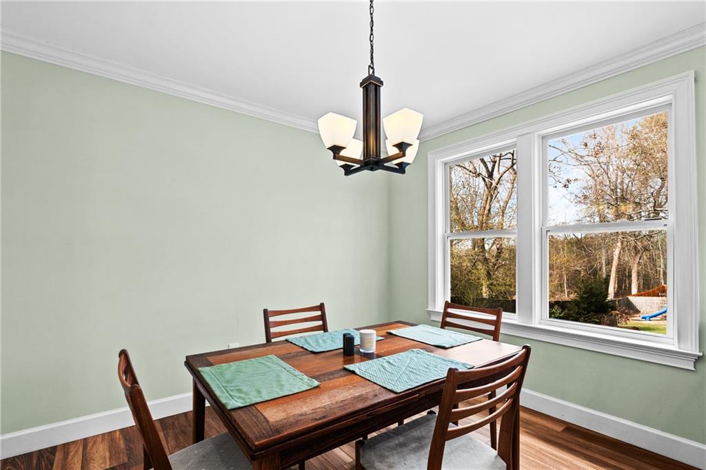 2402 Hillboro Circle SW