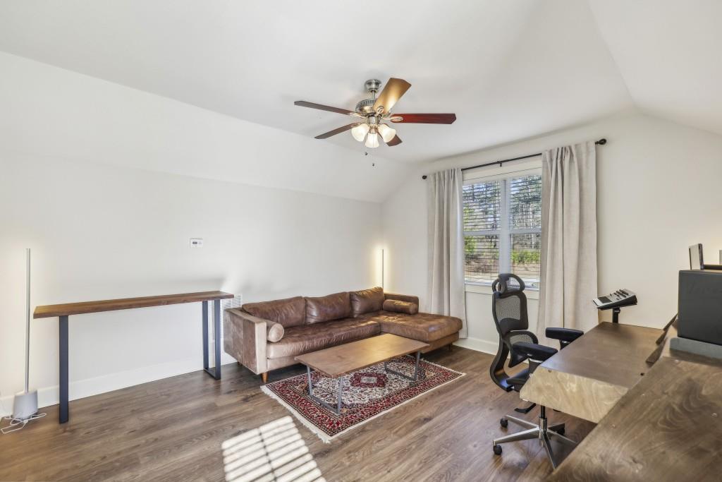 2111 Birkdale Terrace