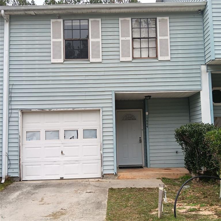 1604 Pine Tree Trail