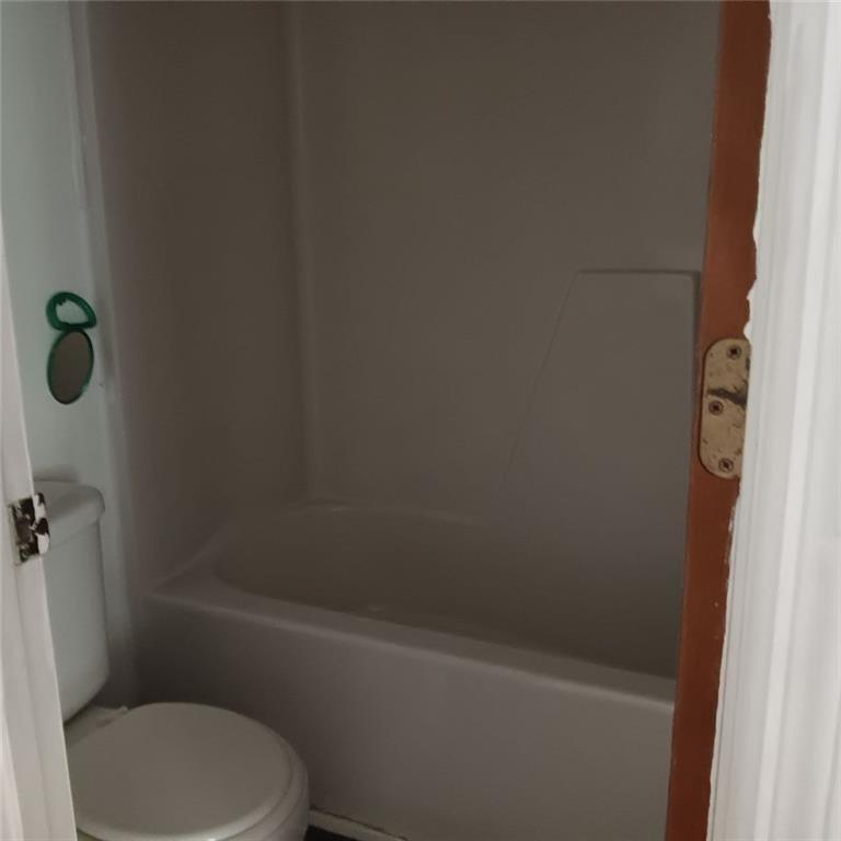 1604 Pine Tree Trail