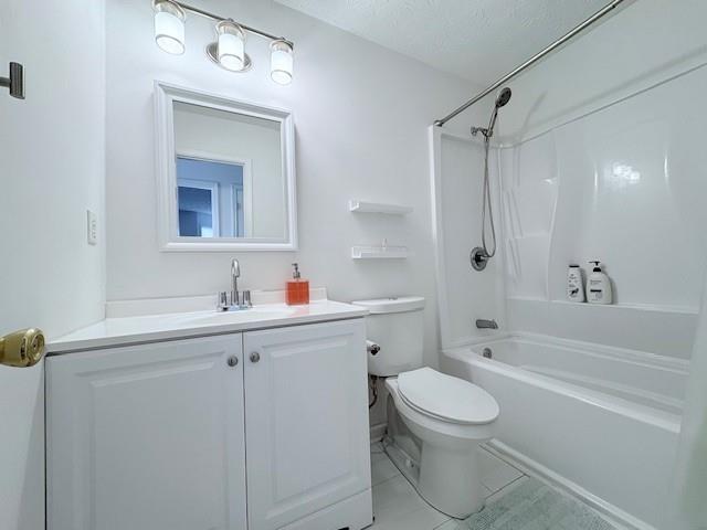 2120 Racquet Club Circle