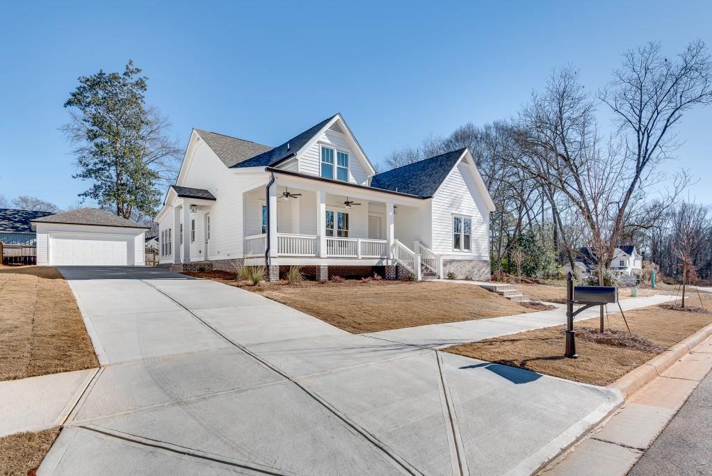 660 Foster Park Lane