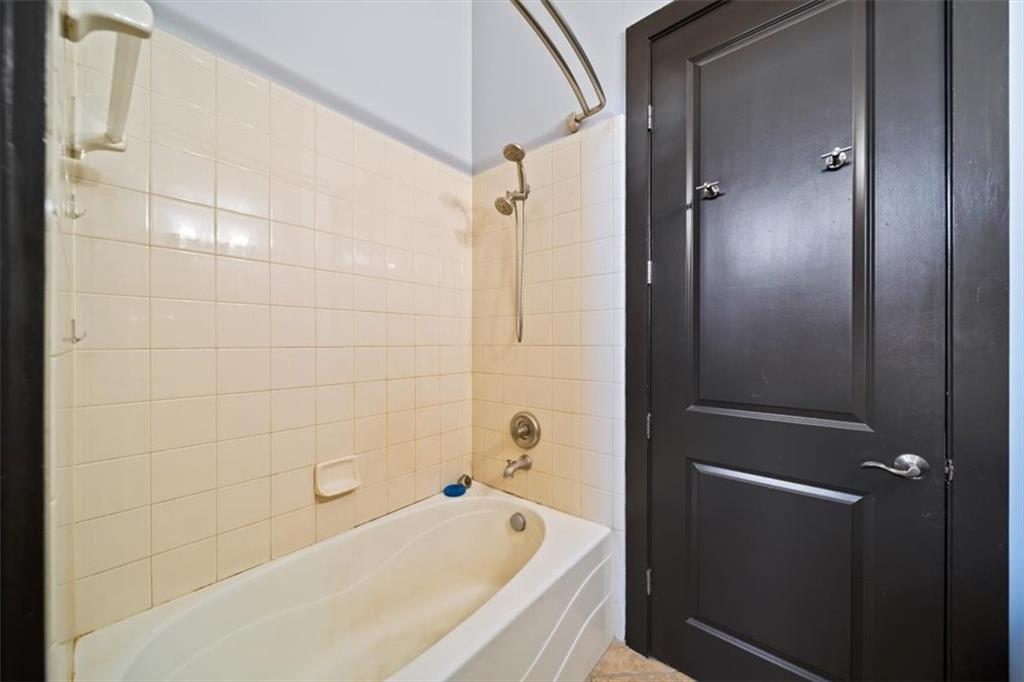 1195 Milton Terrace SE Unit 2305