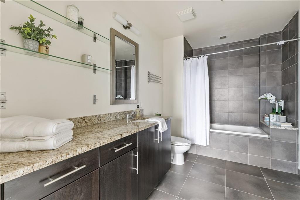 1080 Peachtree Street Unit 2406