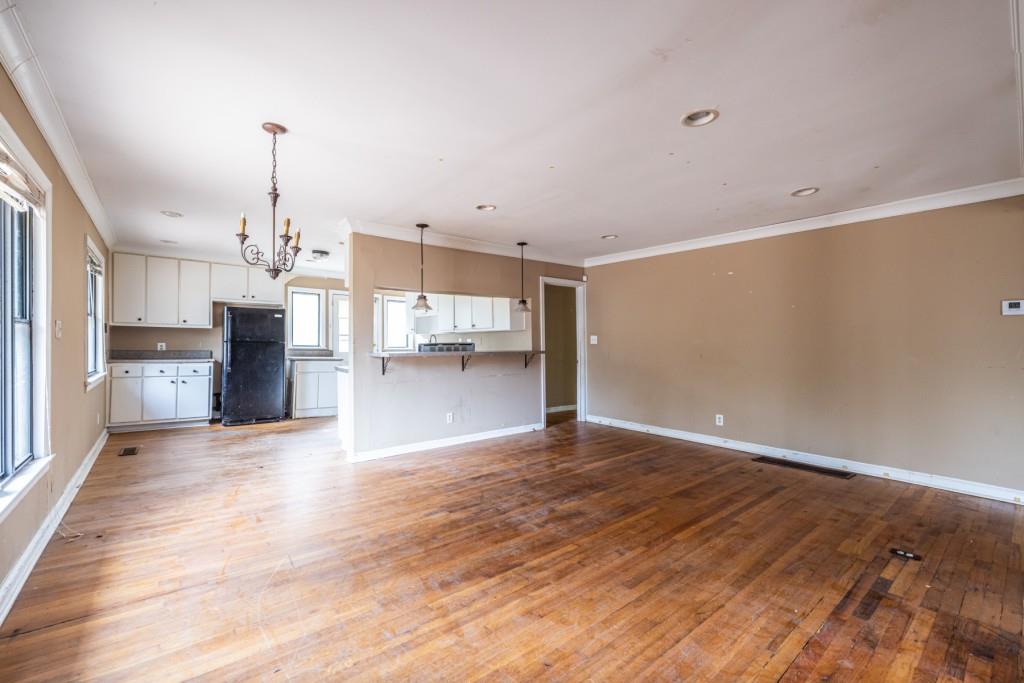 3483 Napoleon Street