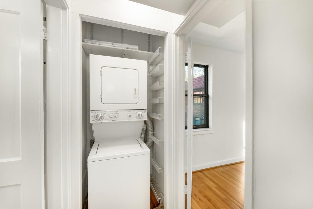 323 3rd Street NE Unit 5
