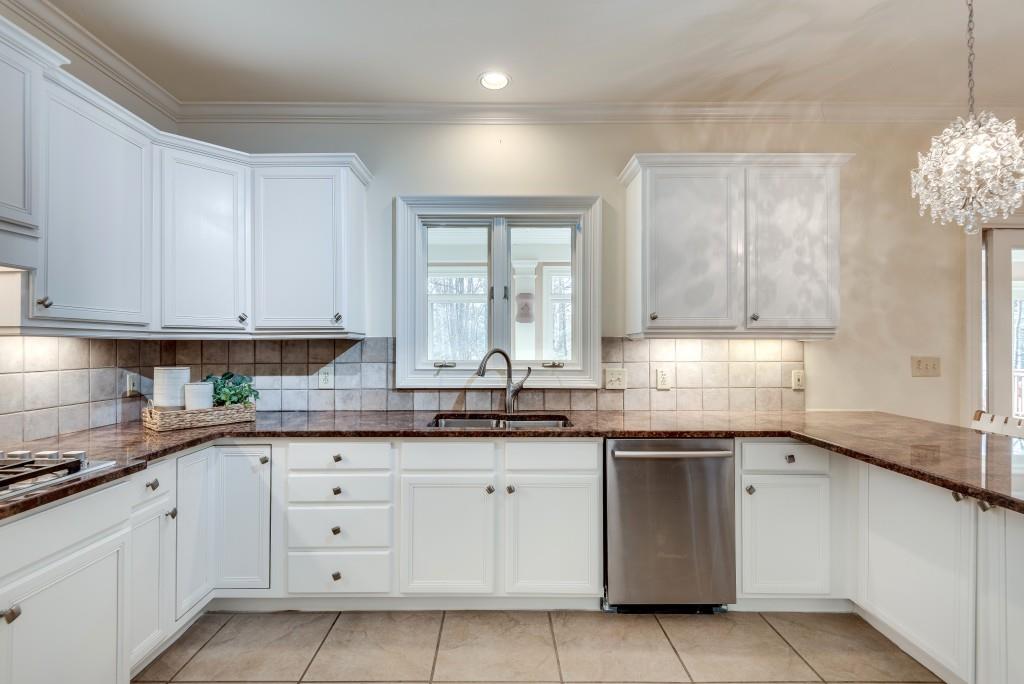 1865 Berkeley Mews NE
