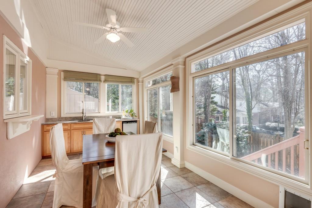 1865 Berkeley Mews NE