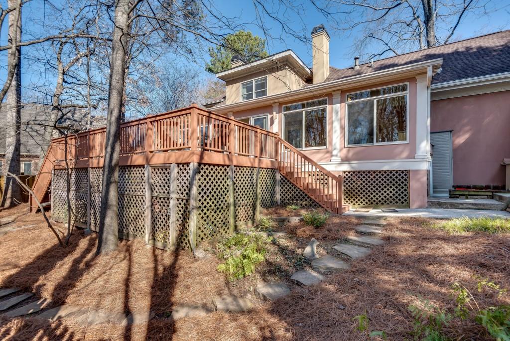 1865 Berkeley Mews NE