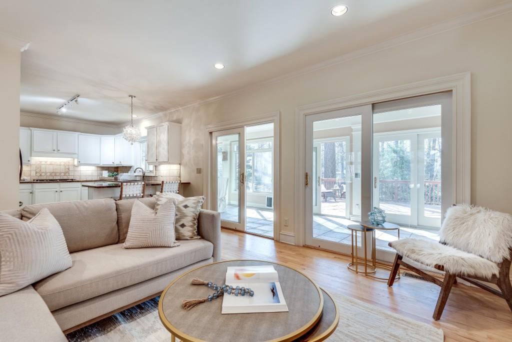 1865 Berkeley Mews NE
