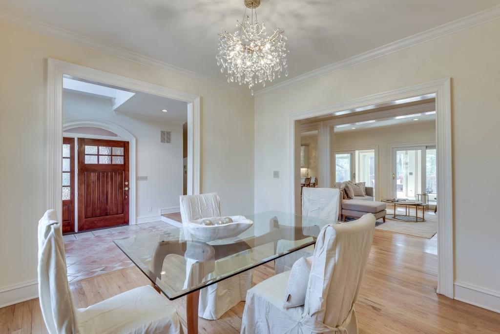 1865 Berkeley Mews NE