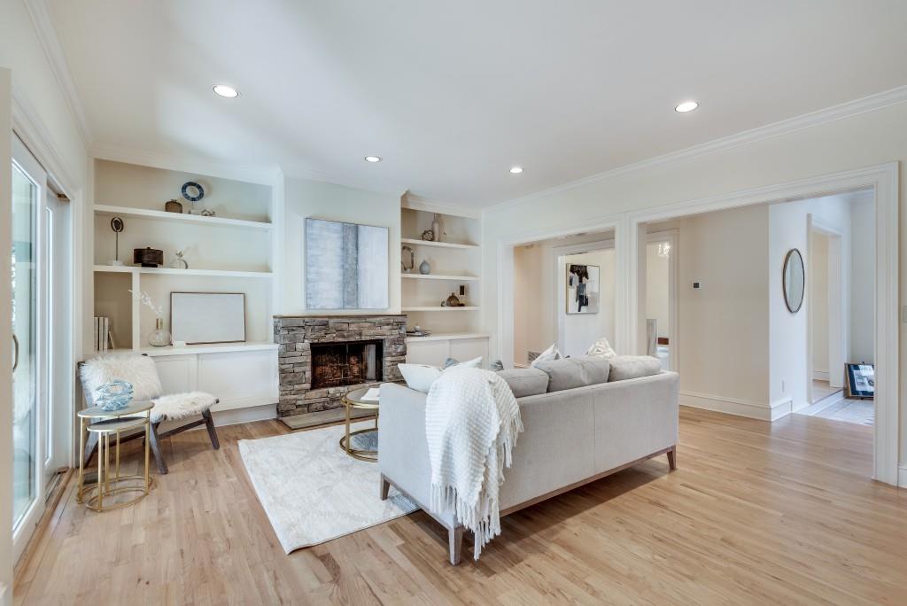 1865 Berkeley Mews NE