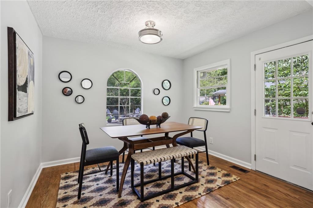 1943 Main Street NW