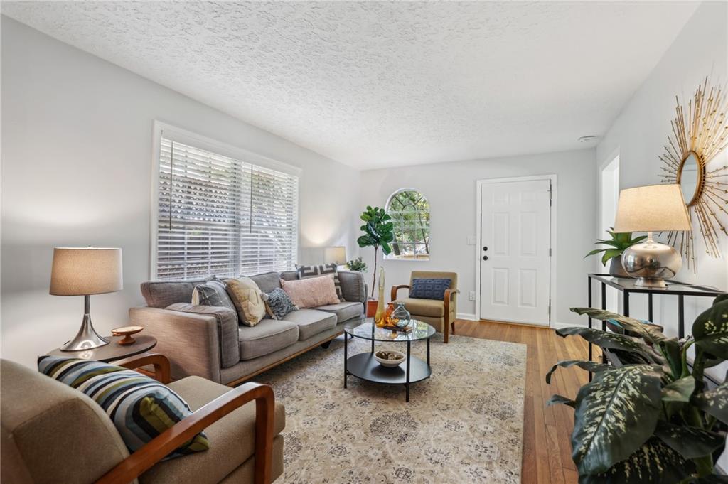 1943 Main Street NW