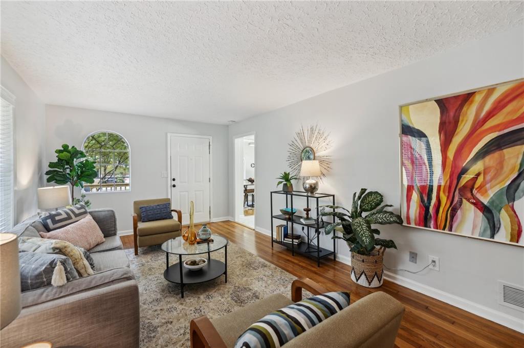 1943 Main Street NW