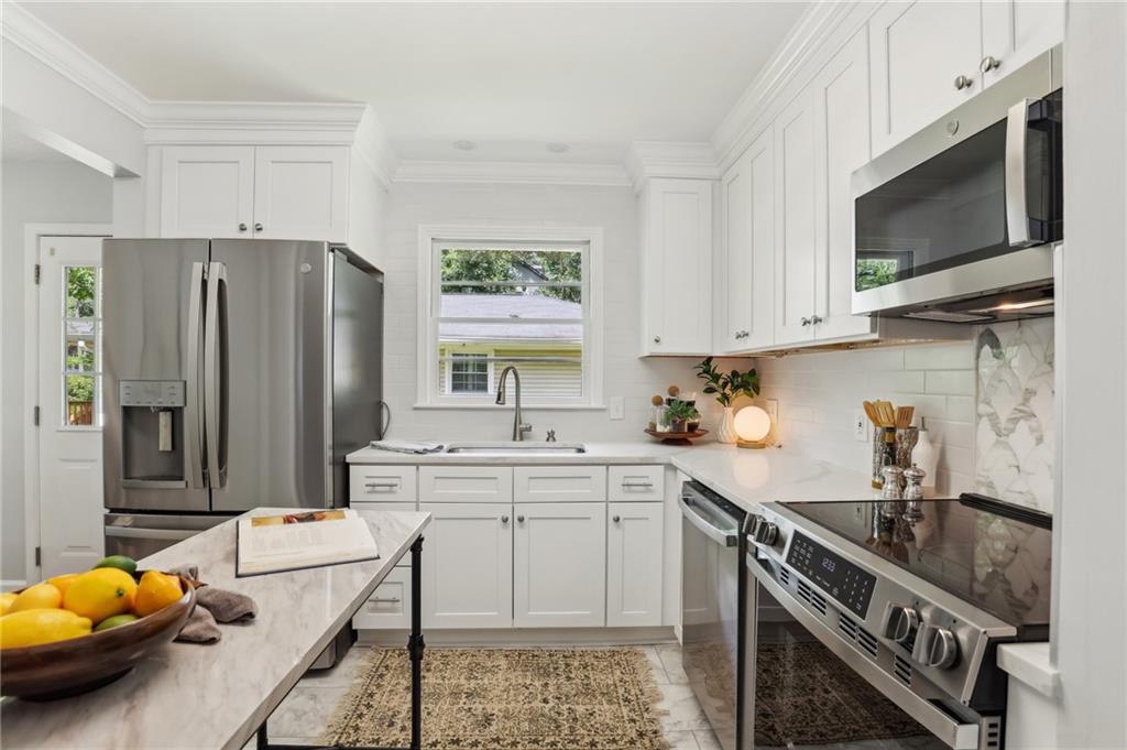 1943 Main Street NW