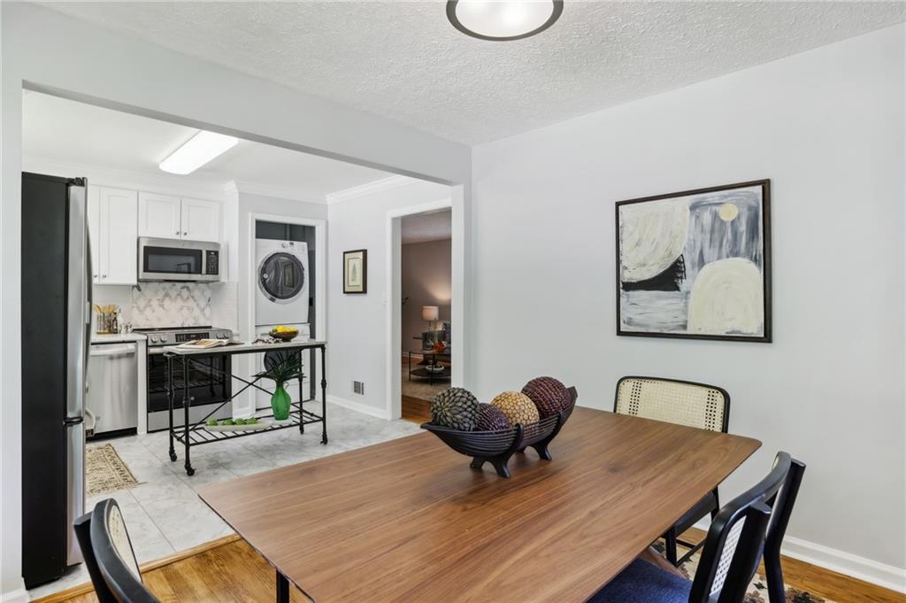 1943 Main Street NW
