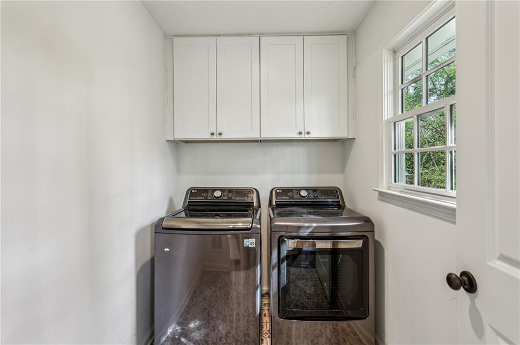 3372 Pine Meadow Road NW