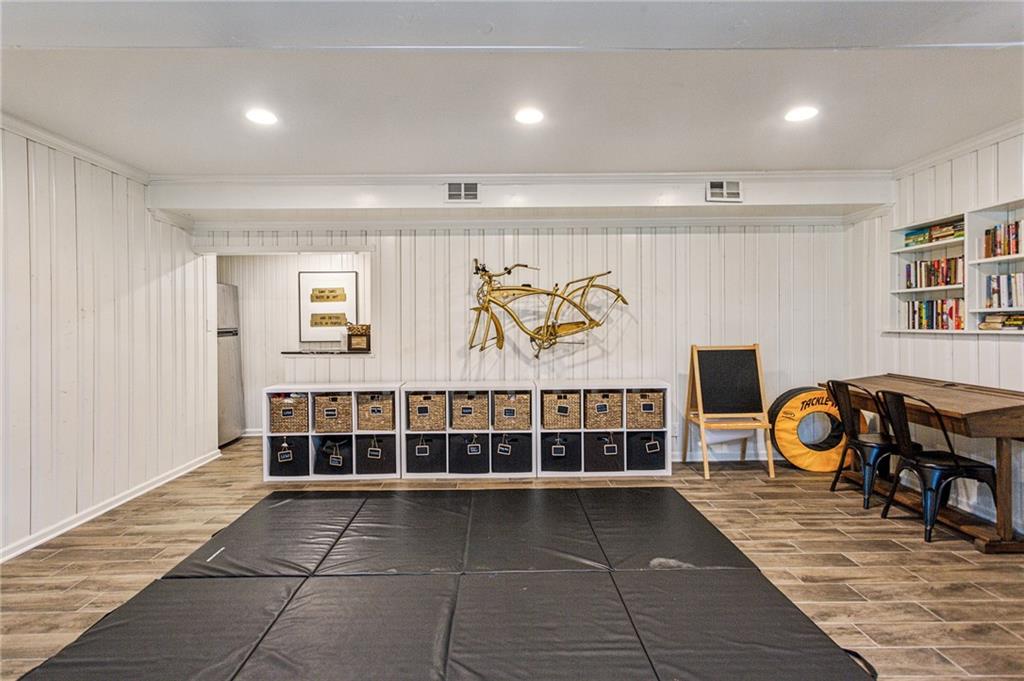 3372 Pine Meadow Road NW