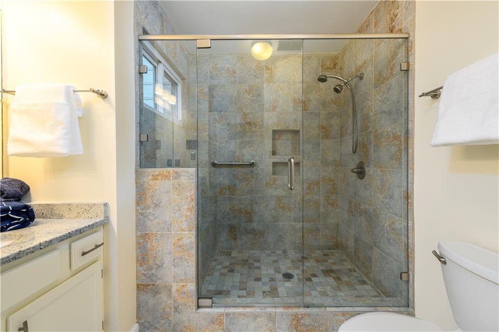 1046 Ashbury Drive