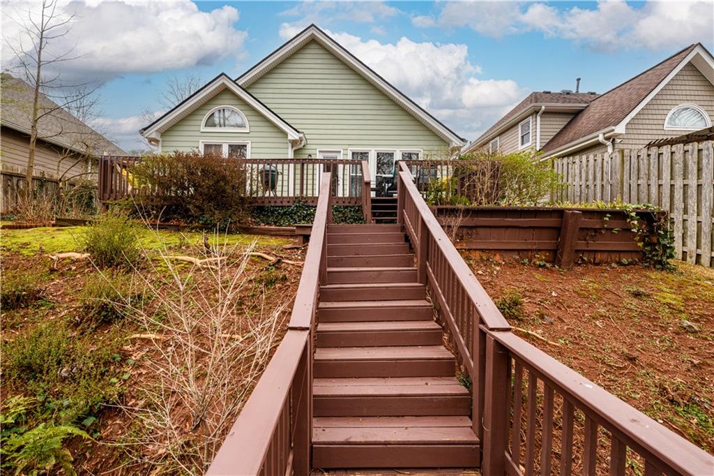 1046 Ashbury Drive