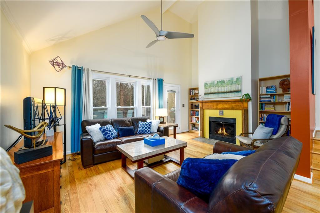 1046 Ashbury Drive