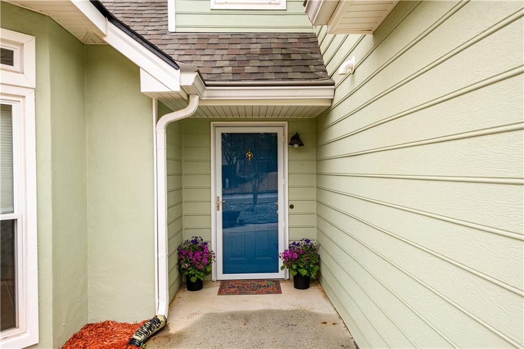 1046 Ashbury Drive