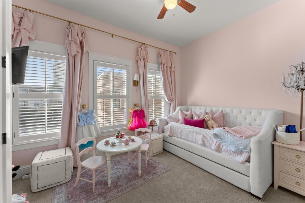 4740 Cypress Commons