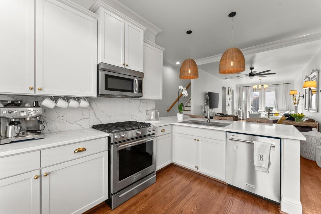4740 Cypress Commons