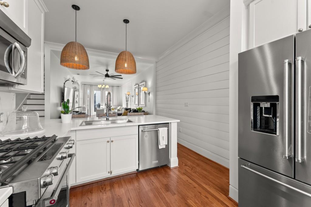 4740 Cypress Commons