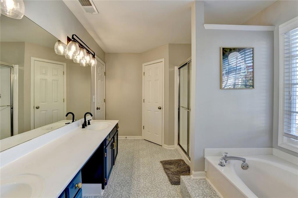 2389 Lake Villas Lane