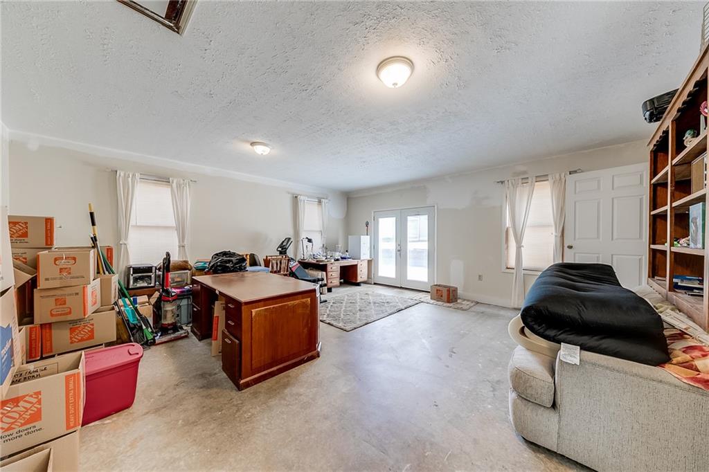 833 Lodgeview Drive