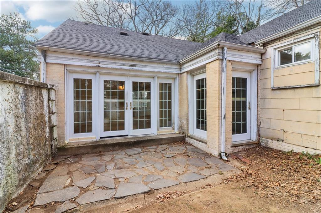 1815 Monroe Drive NE