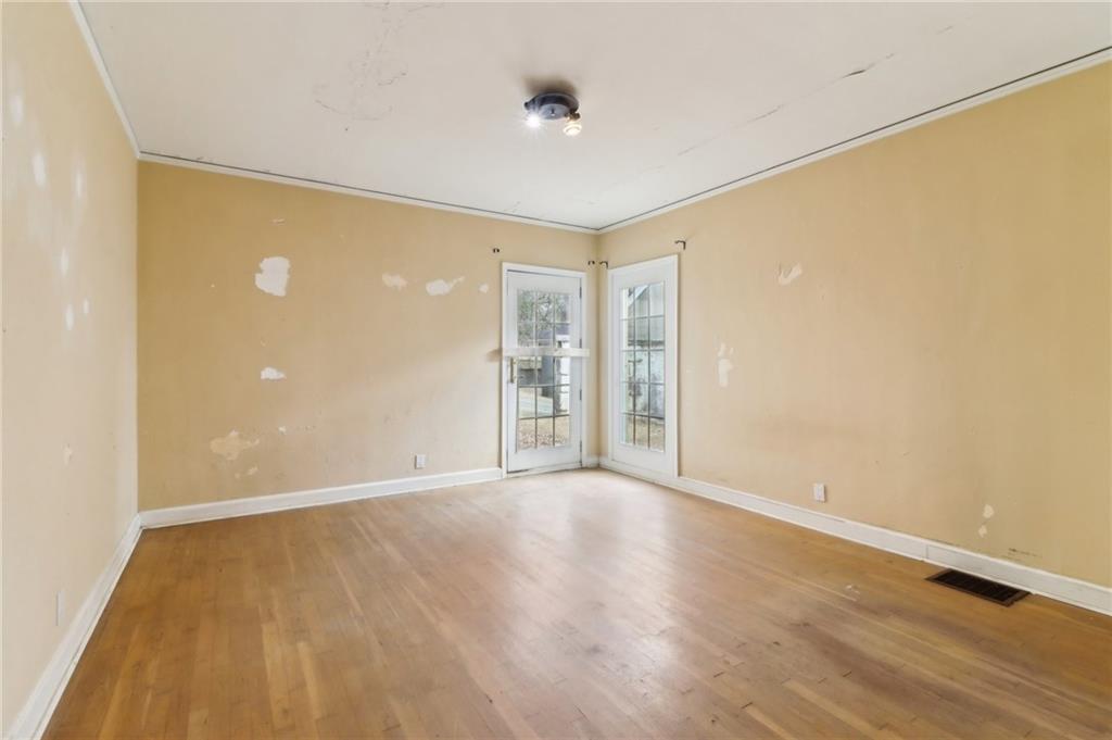 1815 Monroe Drive NE