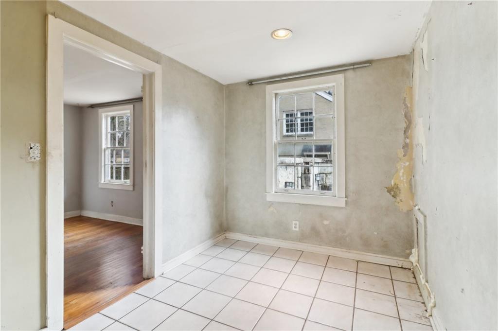 1815 Monroe Drive NE