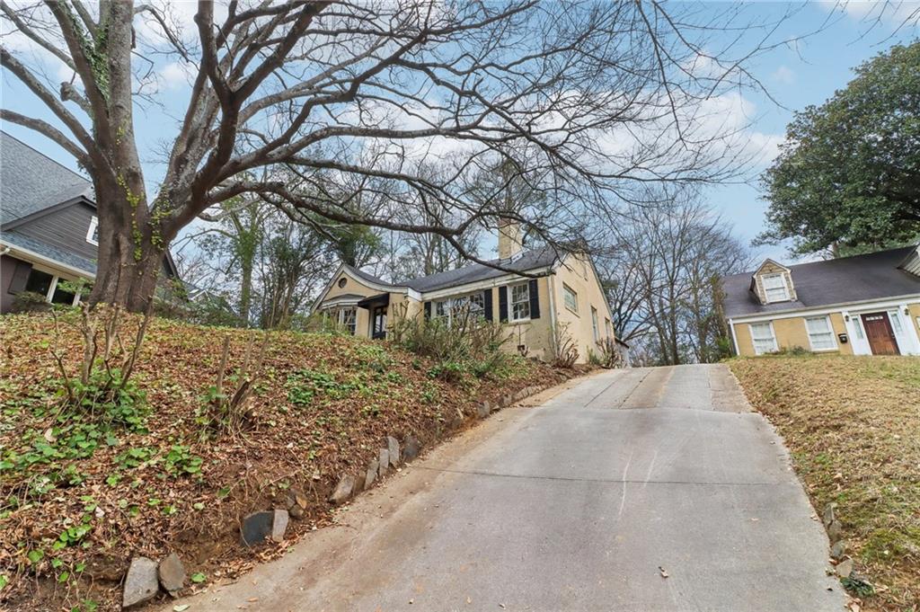 1815 Monroe Drive NE