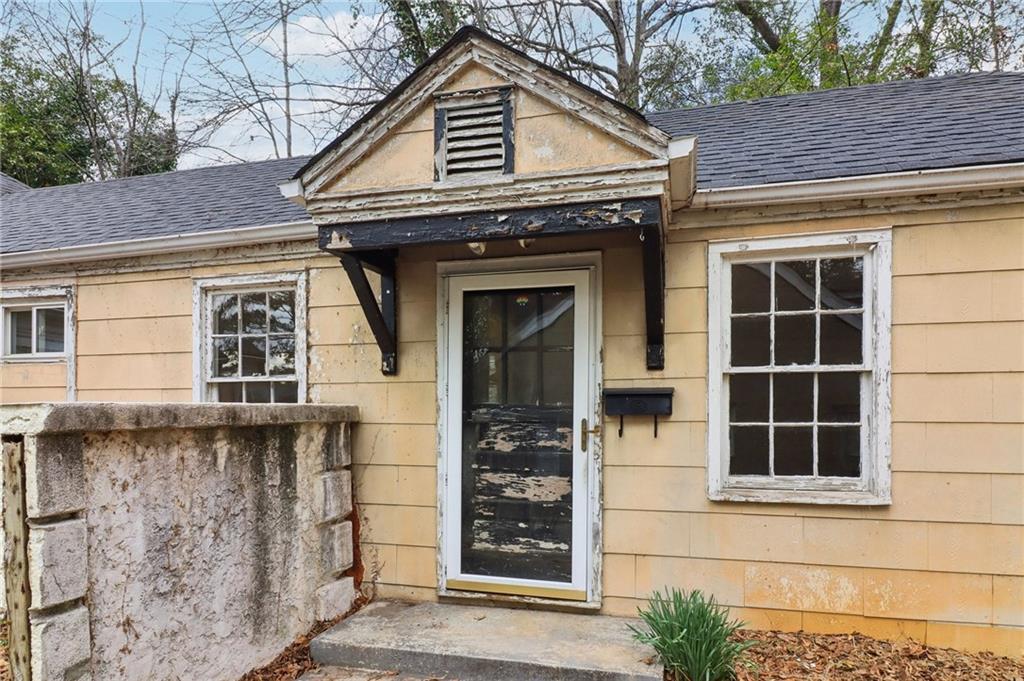 1815 Monroe Drive NE