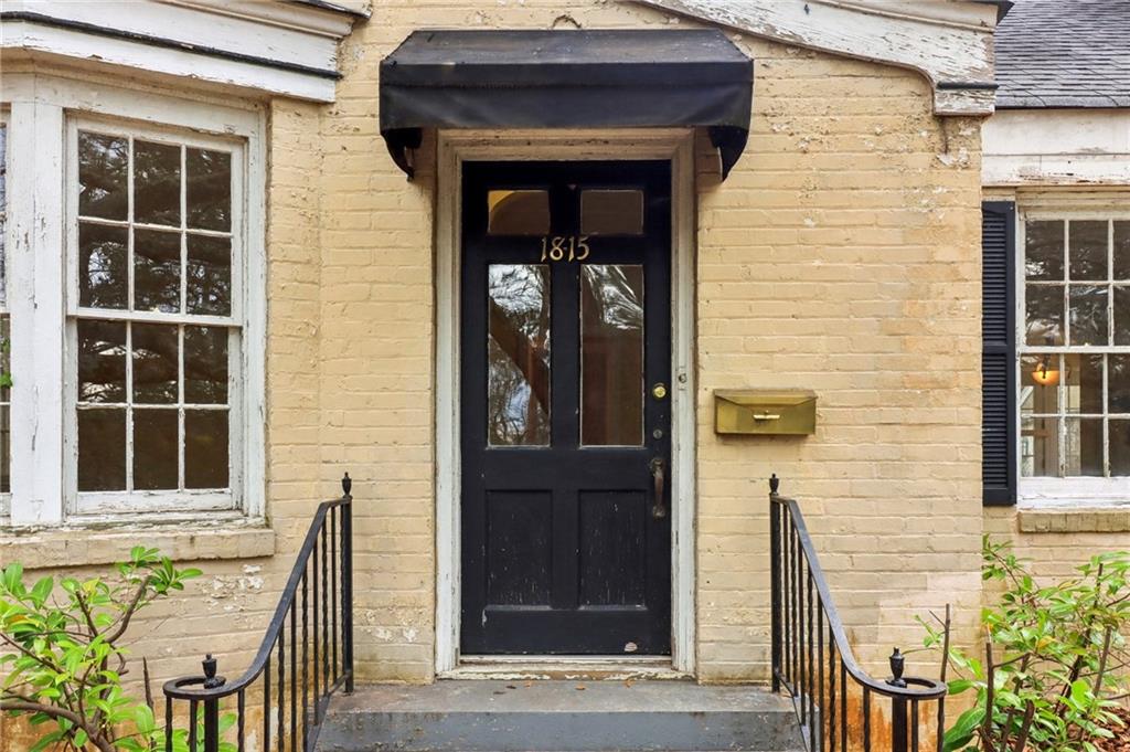 1815 Monroe Drive NE