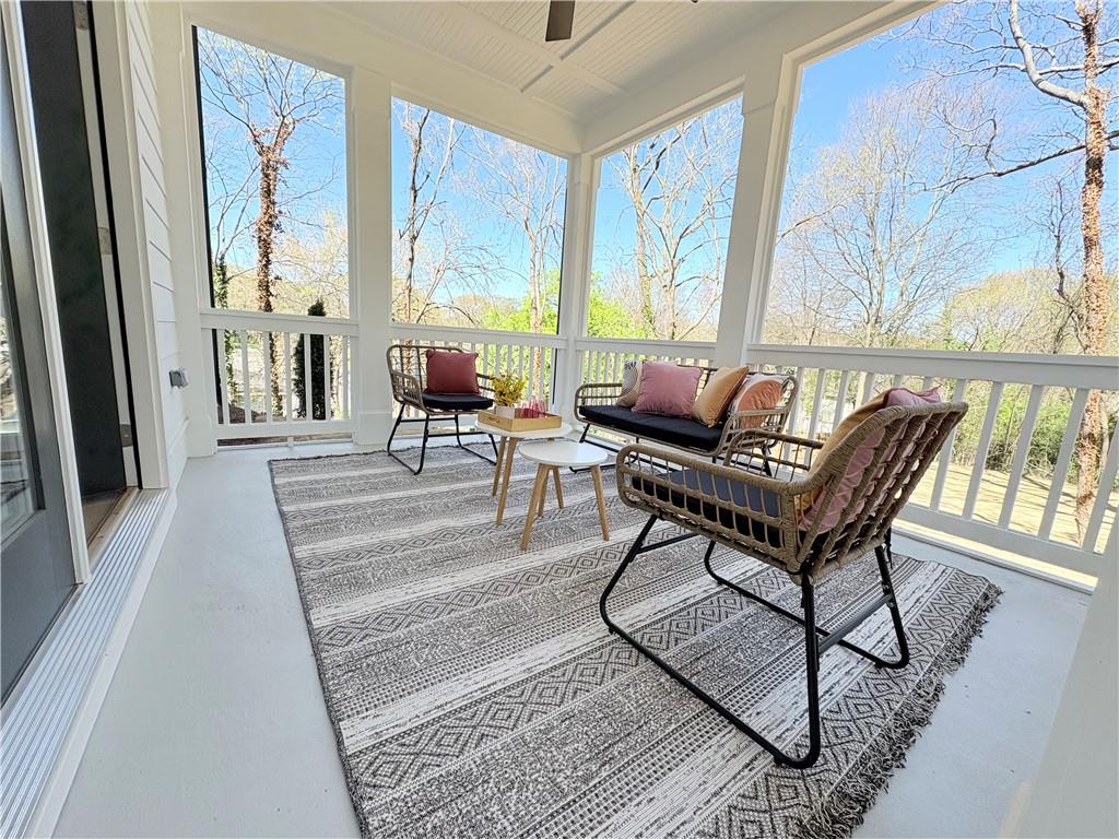 496 Federal Terrace SE