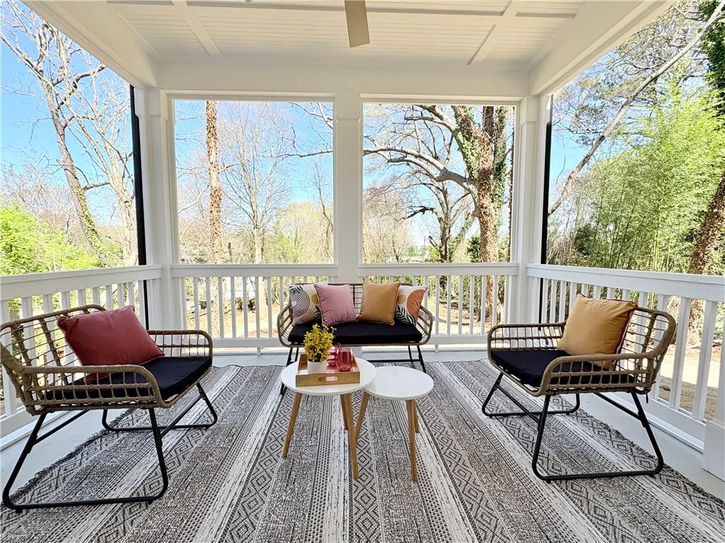 496 Federal Terrace SE