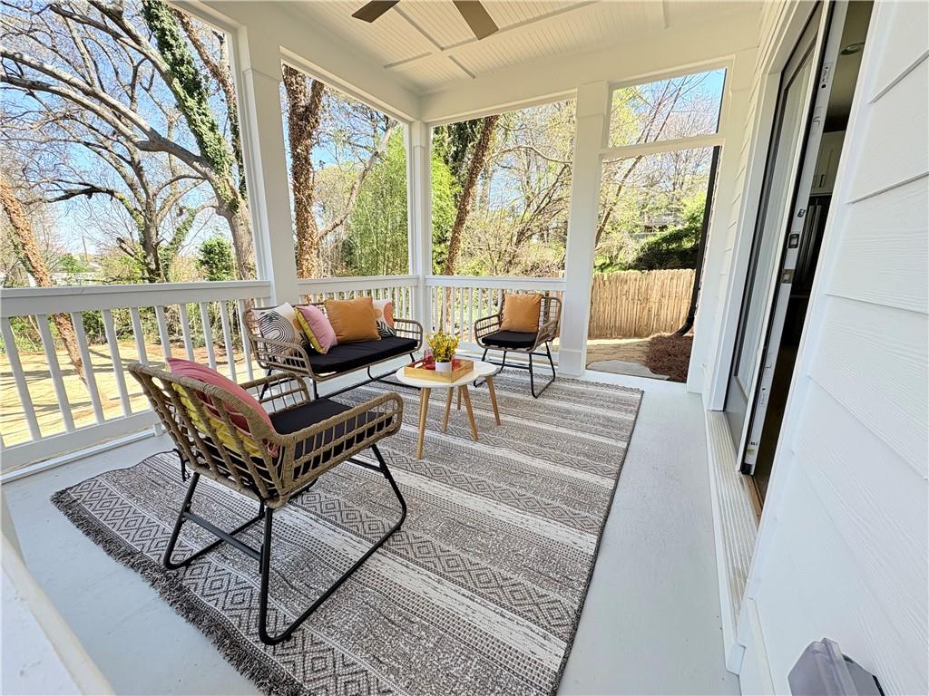 496 Federal Terrace SE