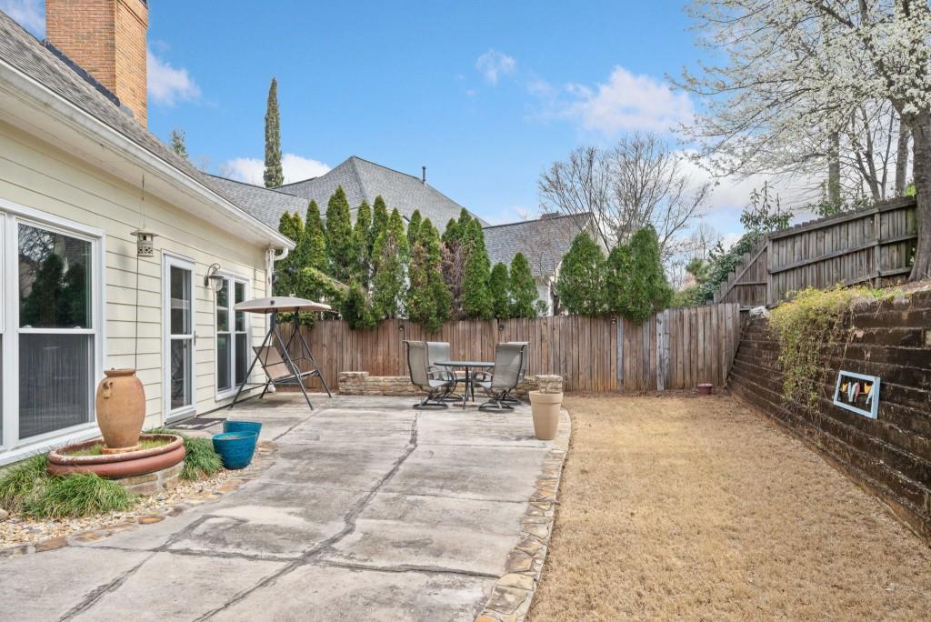 2692 Glenrose Hill