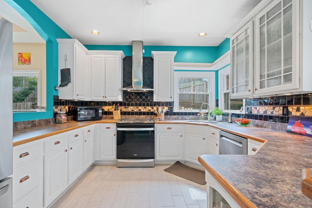2692 Glenrose Hill