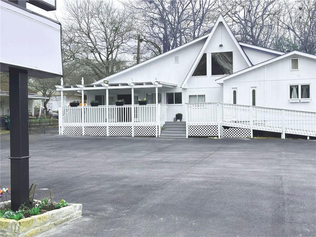 6566 JAMES B RIVERS MEMORIAL Drive