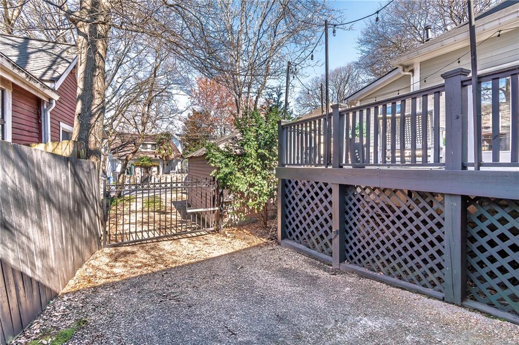 1069 Colquitt Avenue NE