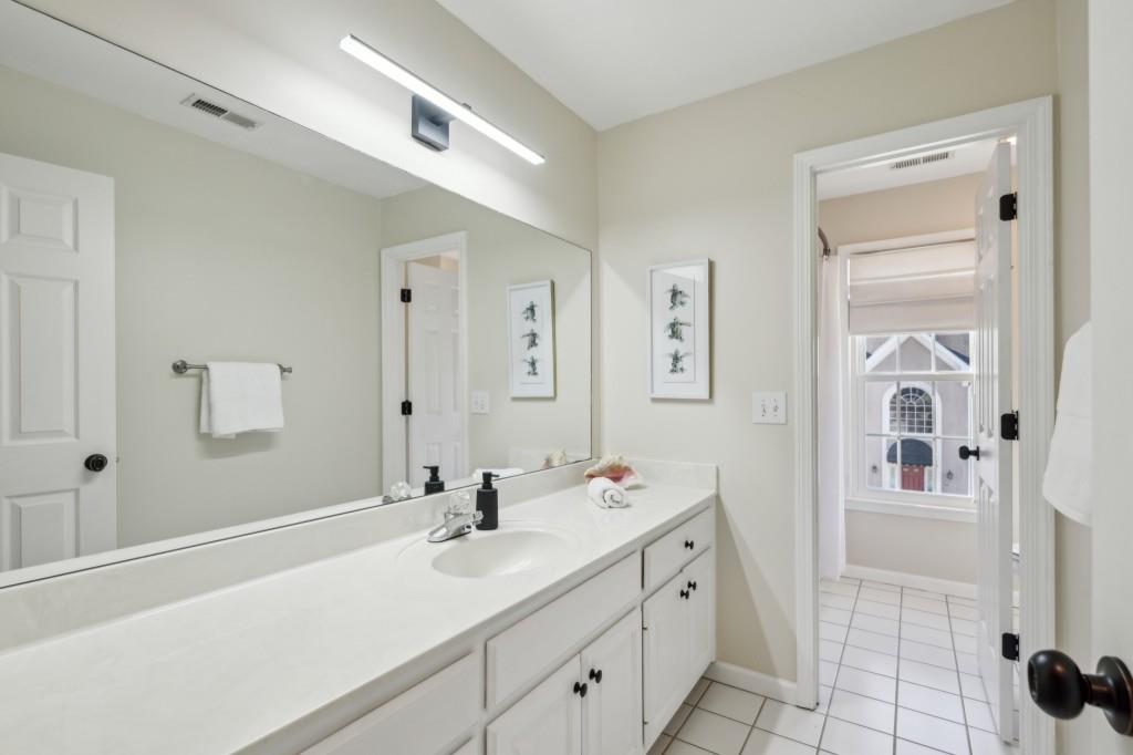 2614 Willow Cove