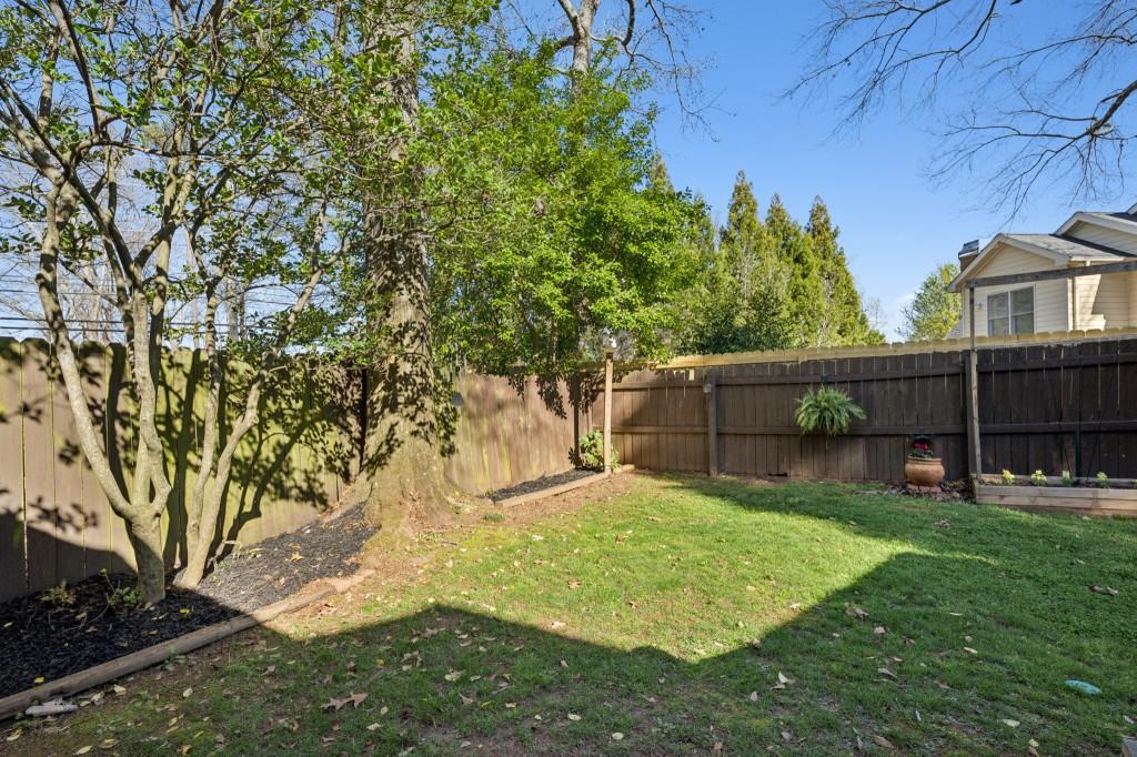 2614 Willow Cove