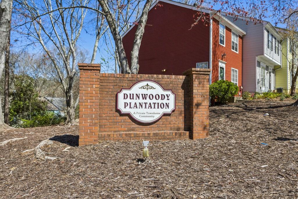 601 Wedgewood Way