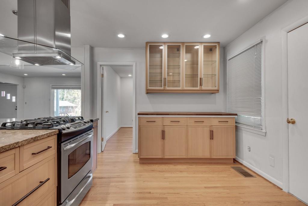 2546 Shetland Drive